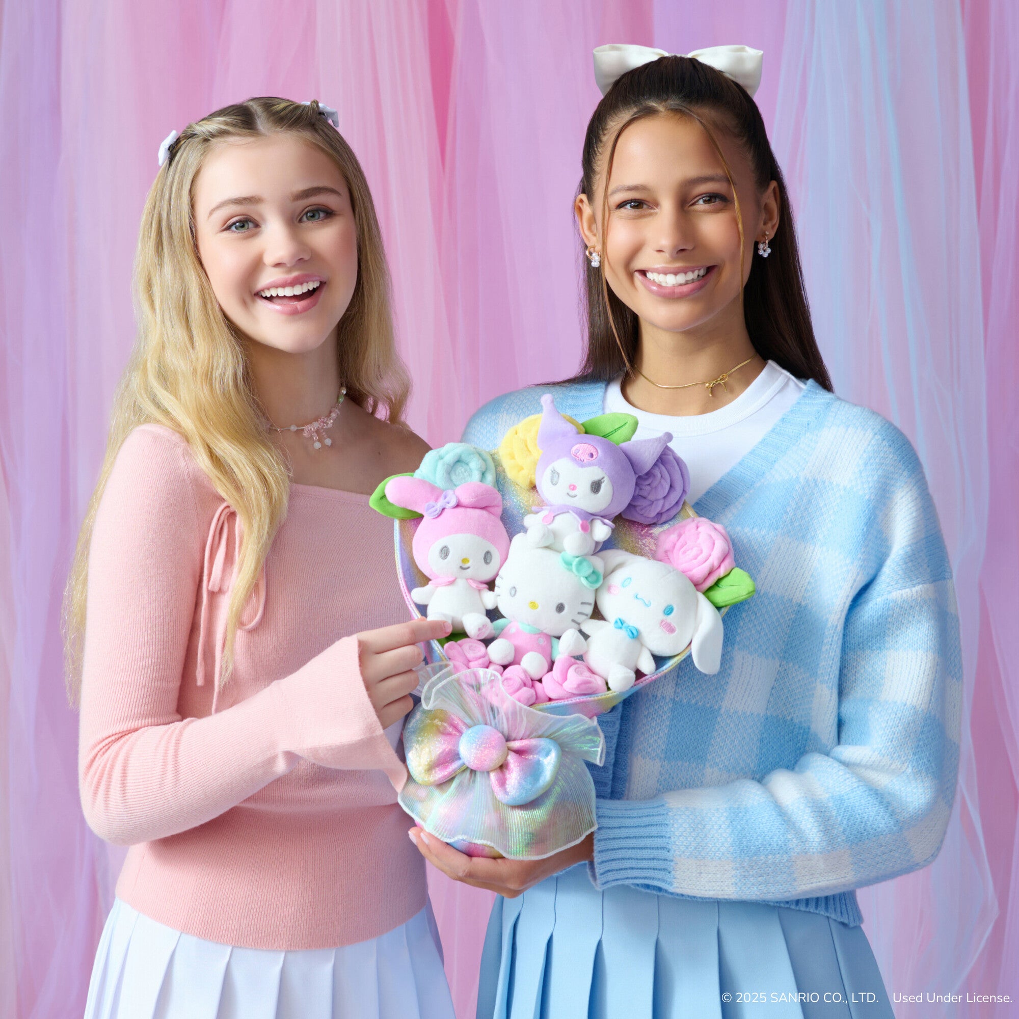 Hello Kitty and Friends 14-Inch Ultra-Premier Plush Bouquet - Limited Edition - Image 4