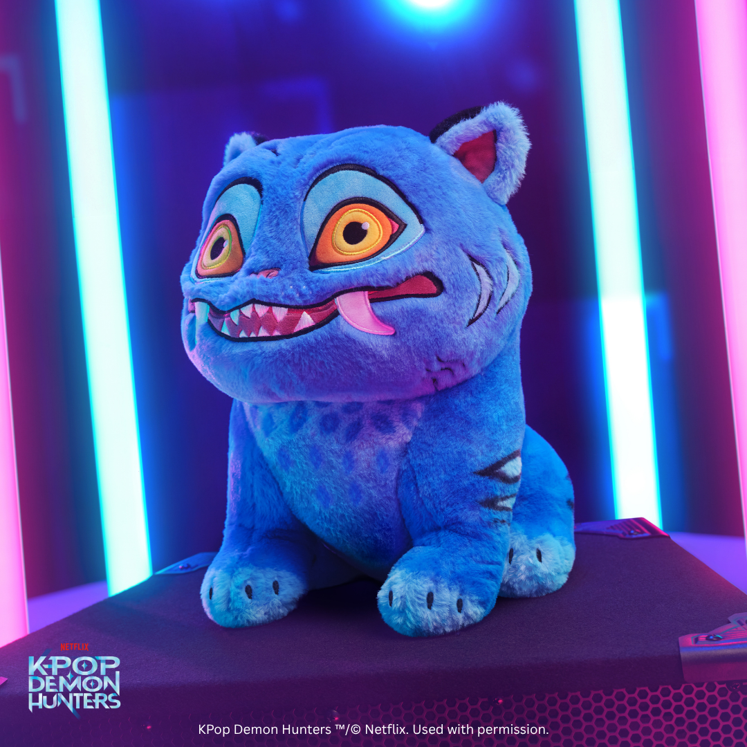 KPop Demon Hunters 12-Inch Sitting Derpy Tiger Plush - Image 2