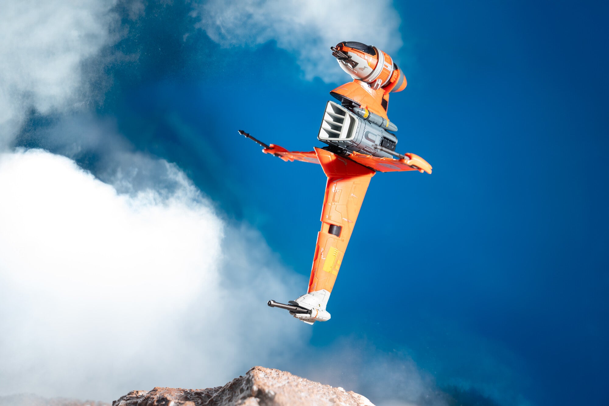 STAR WARS™ Micro Galaxy Squadron Hera Syndulla's B-wing - Image 8